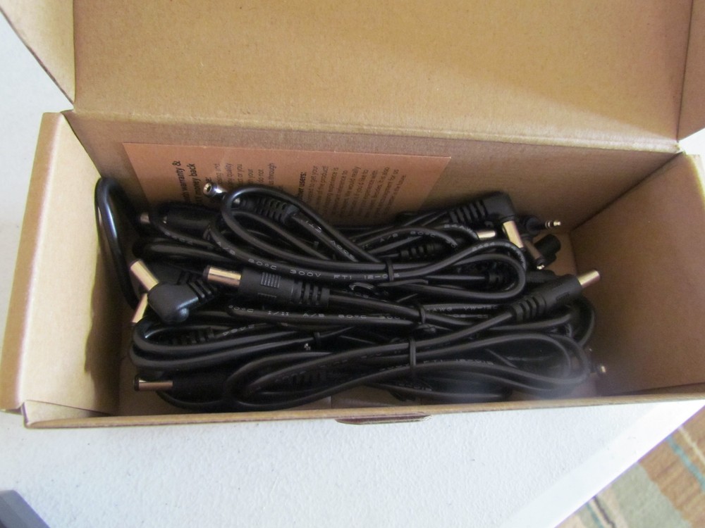 Hiree Multi-Port DC Power Supply Hub