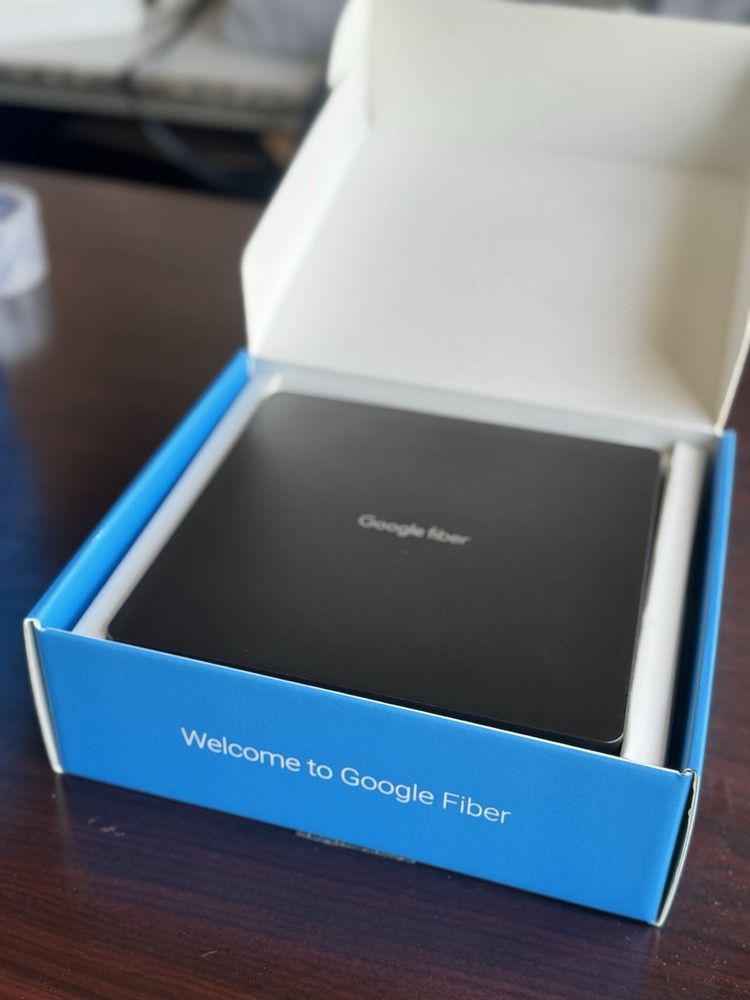 Google Fiber Network/Internet Box - Model GFRG200 -new