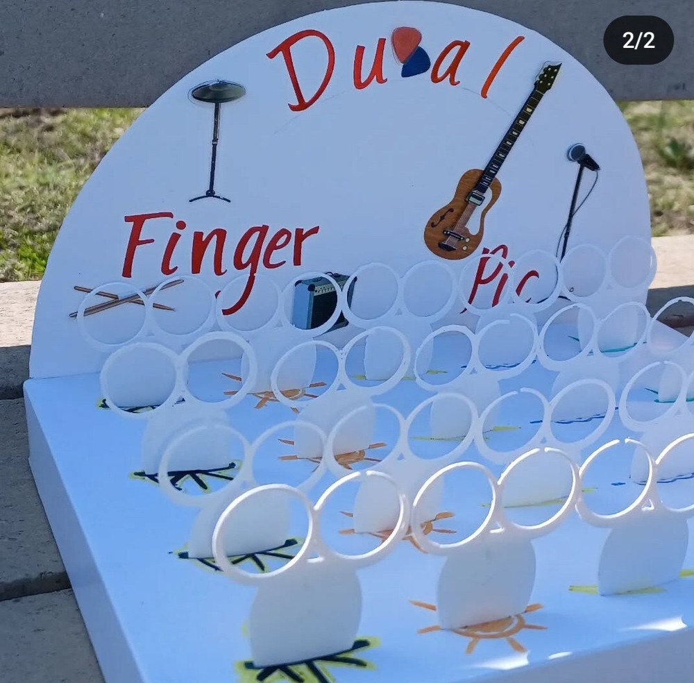 The DUAL Finger Guitar Pic