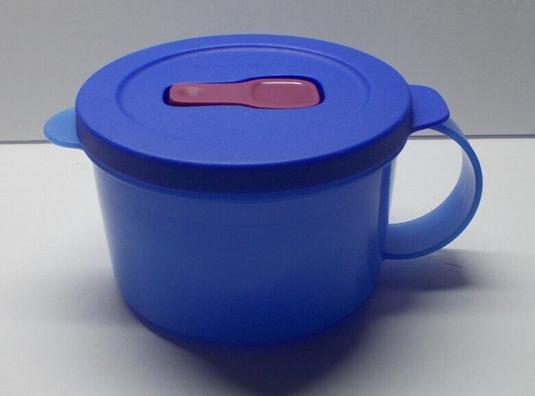Tupperware 3155B Microwave Soup Cup 16 Oz. Vented Lid