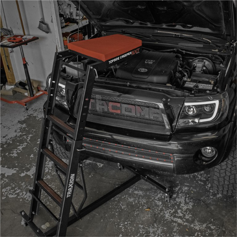 Traxion 3-200 Foldable Topside Automotive Engine Creeper, Black