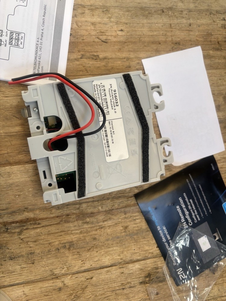 2n access unit touchkeypad 916032
