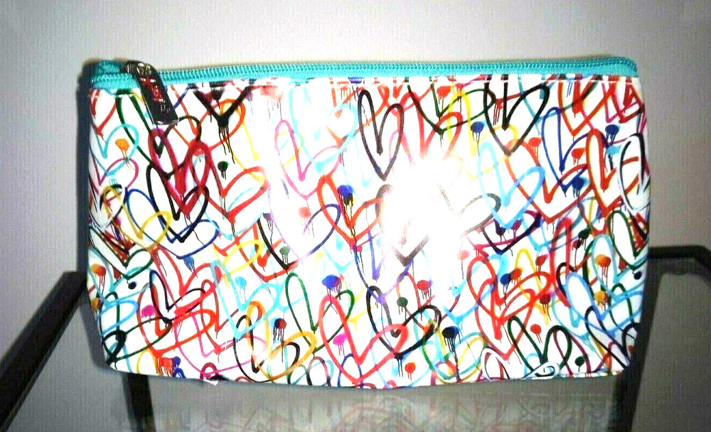 NEW MAKEUP BAG LOVE HEARTS