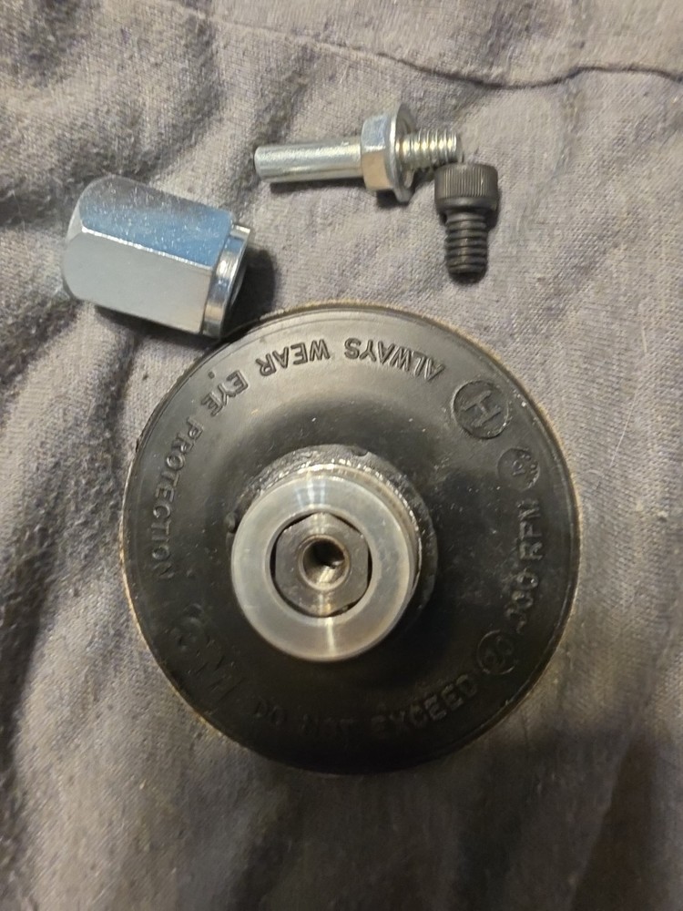 3M 05540 Roloc Disc Pad Assembly 3"
