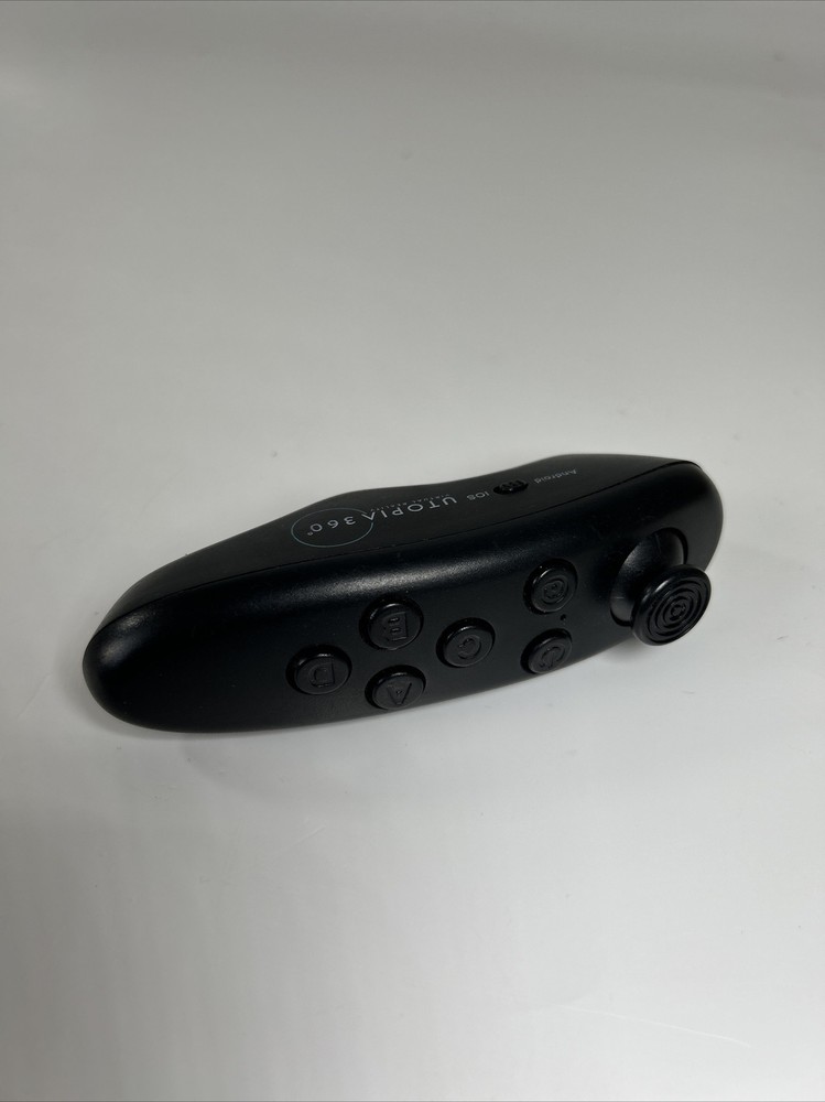 Hype Cynoculars VR Headset Remote Controller Utopia 360 Black Just Remote