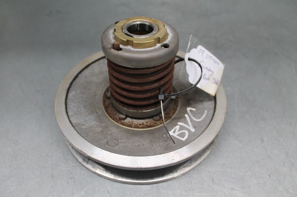 Nice 2004 Suzuki LTF400 Secondary Belt Clutch