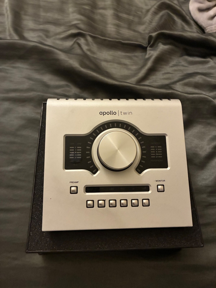 universal audio apollo twin su1