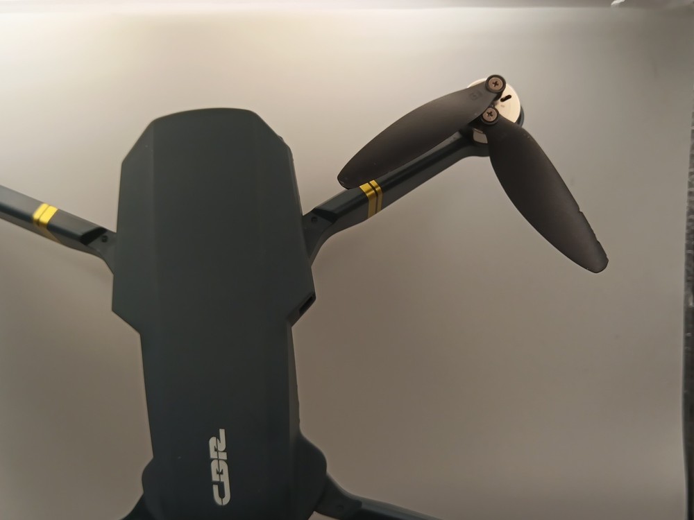 Chubory F89 Drone w/camera : Micro Foldable Drone Set / 2 Batteries