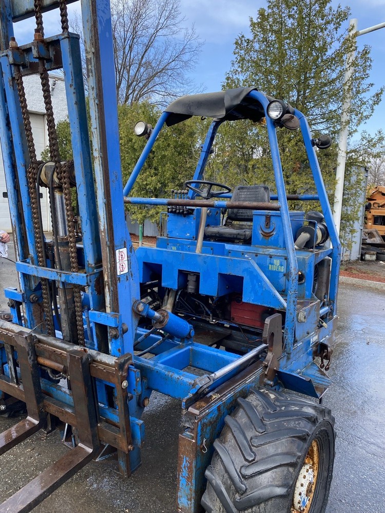 Moffett Forklift