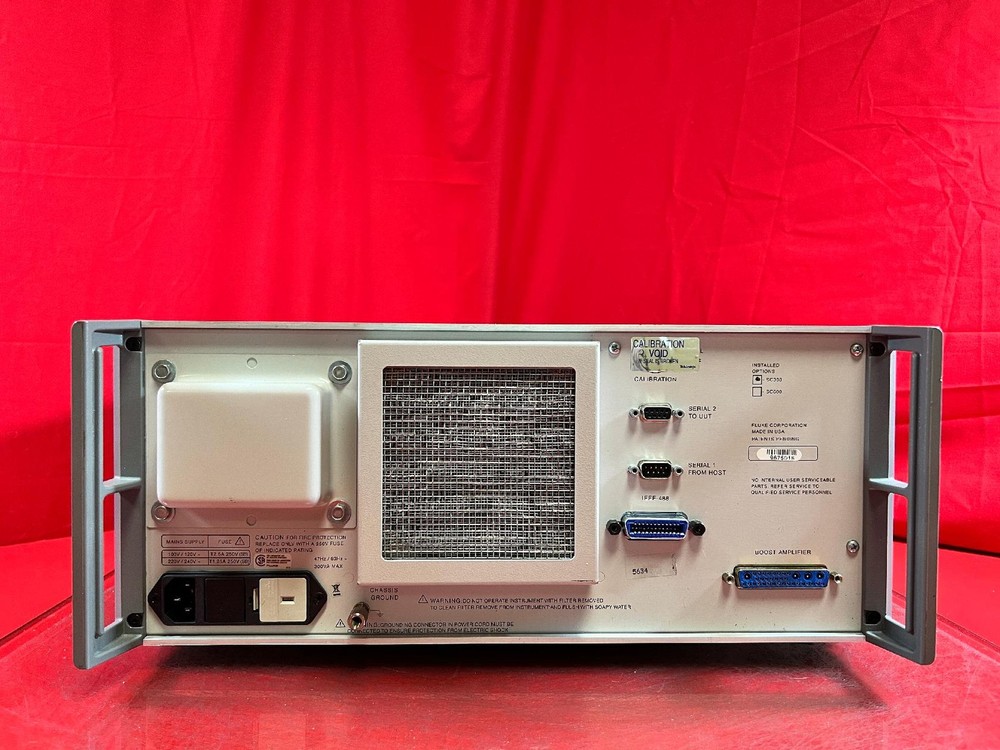 Fluke 5500A Opt. SC300 Multi-Function Calibrator, 9675016