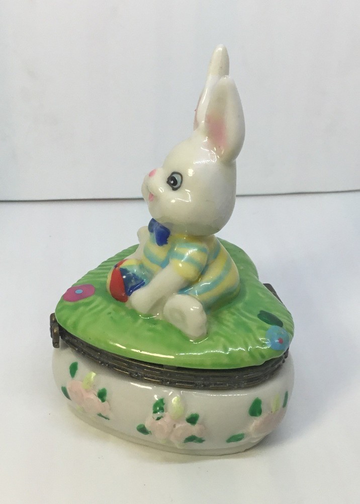 Easter Heart Shaped Bunny Trinket Box