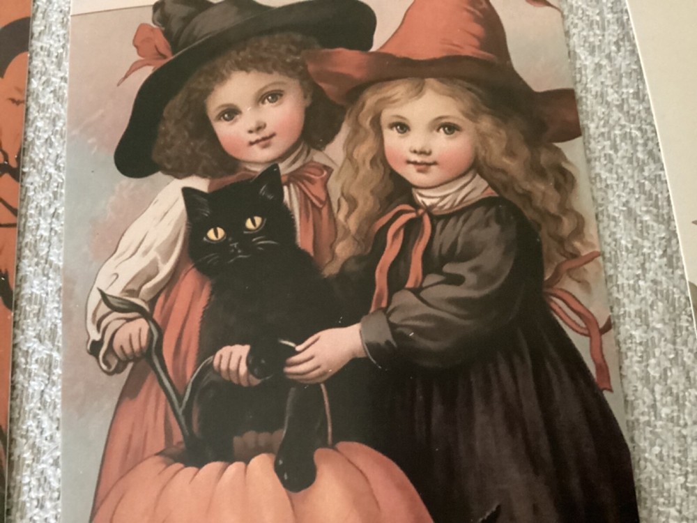 Retro Halloween Card Toppers