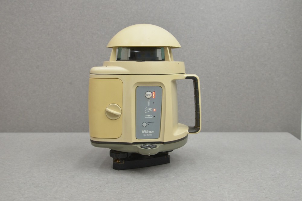Nikon NL-300E Laser Level