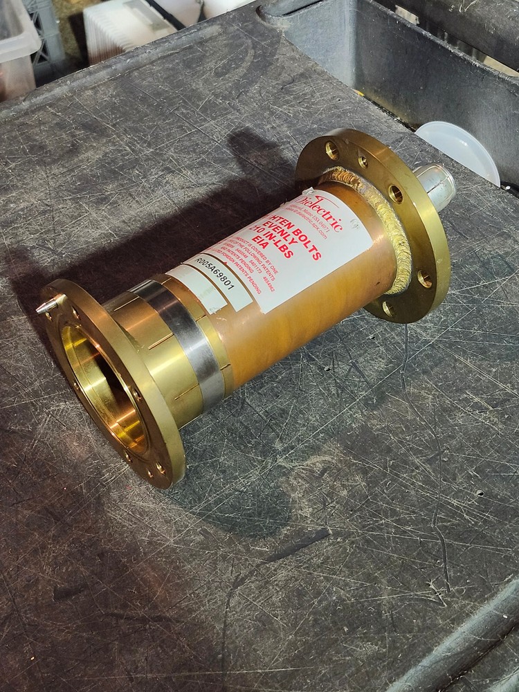 3 1/8" EIA Straight Section Fixed Flange, 7 in