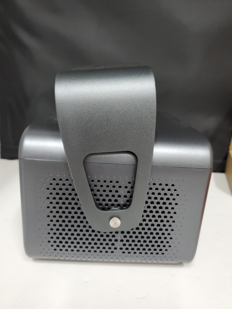 Hippus Projector Multimedia - Model M11 (Black)