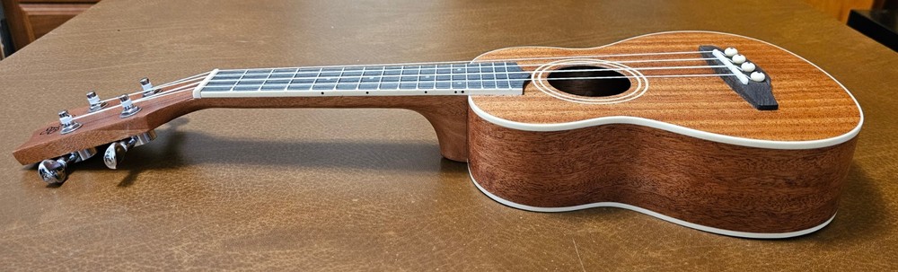 GMX 21" Acoustic Ukulele Kit
