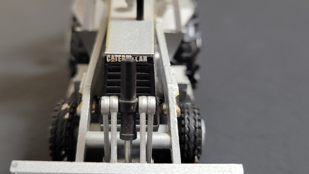 1:50 Scale Diecast CAT 416 Backhoe Loader- SILVER Limited Edition - NZG 285