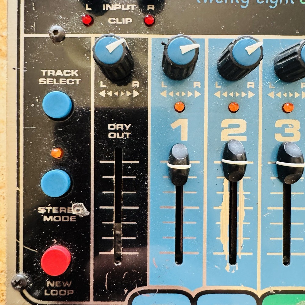 Electro-Harmonix 2880 Multi-Track Looper