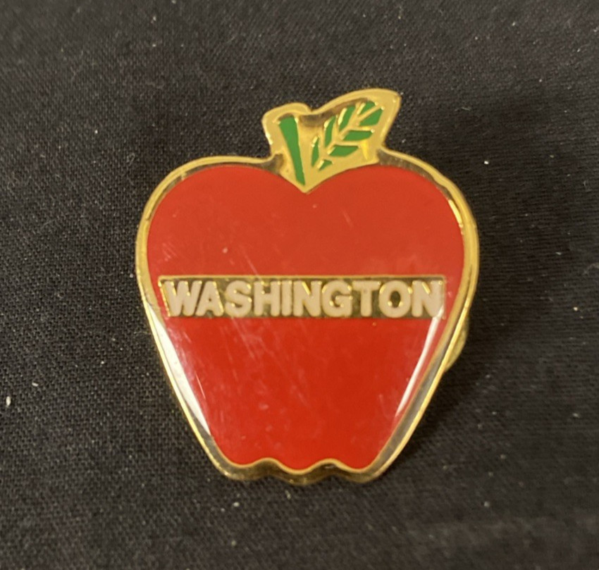 Washington State Souvenir Enamel Apple Lapel Pin