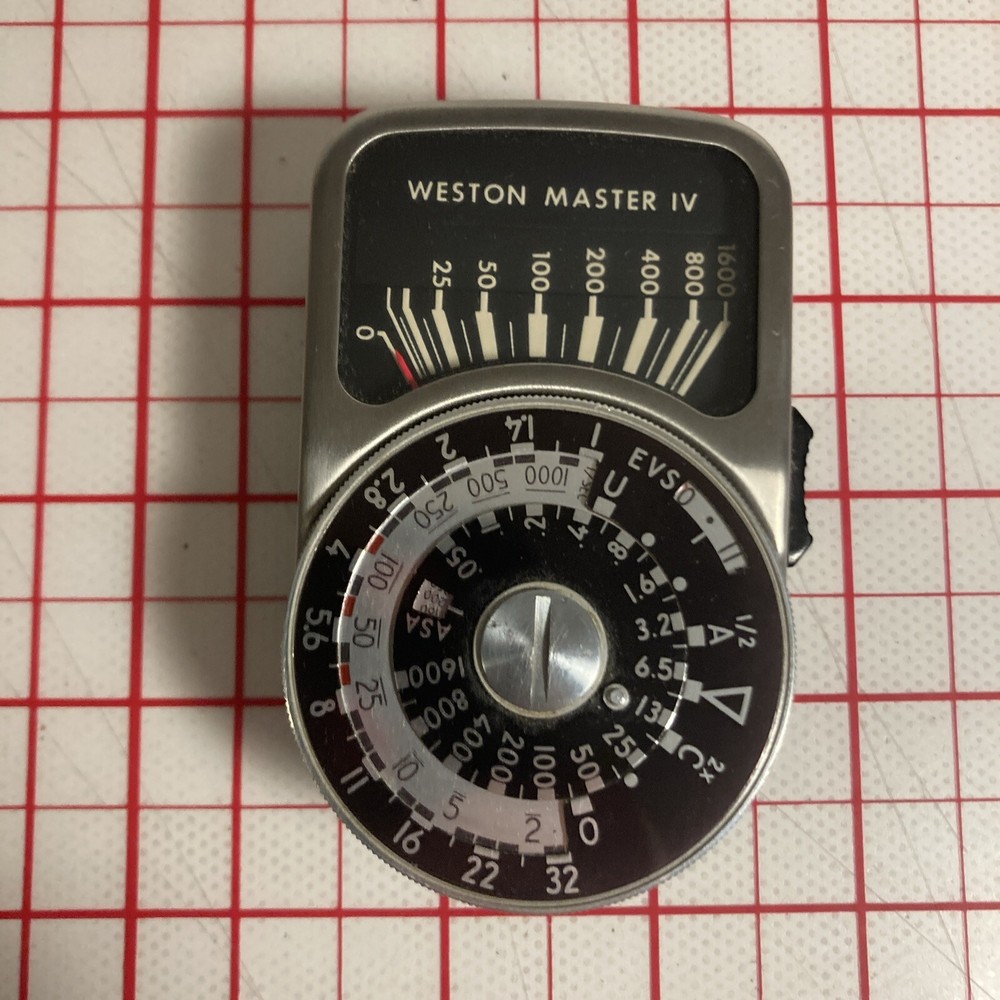 Vintage Weston Master IV Universal Exposure Light Meter Model# 745 with Case