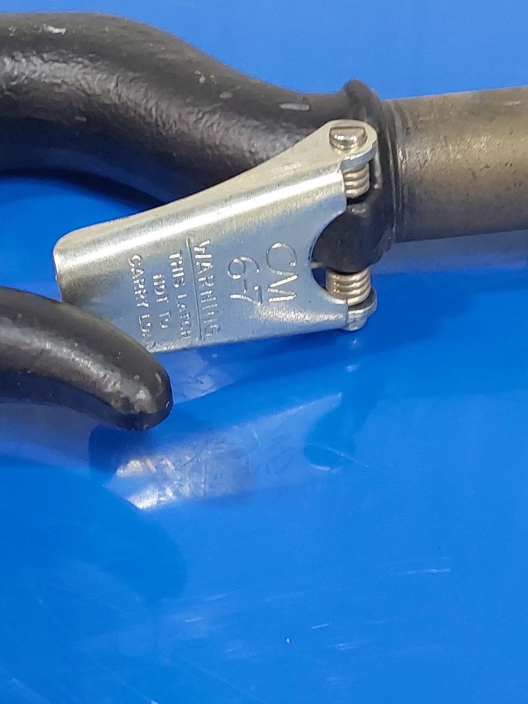 CM 6-7 Hoist Hook W/ Latch W/ Threaded Top