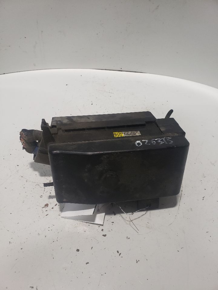 Used Fuse Box Engine fits: 2003 Hyundai Sonata engine compartment Grade A