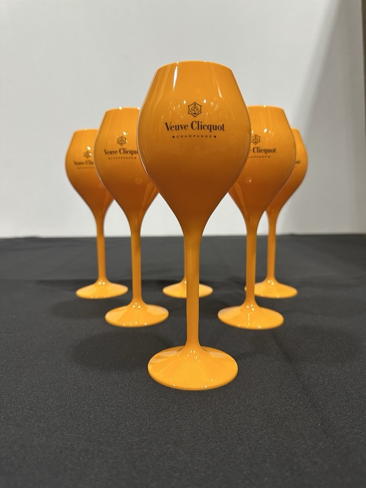 Veuve Clicquot Plastic Flutes