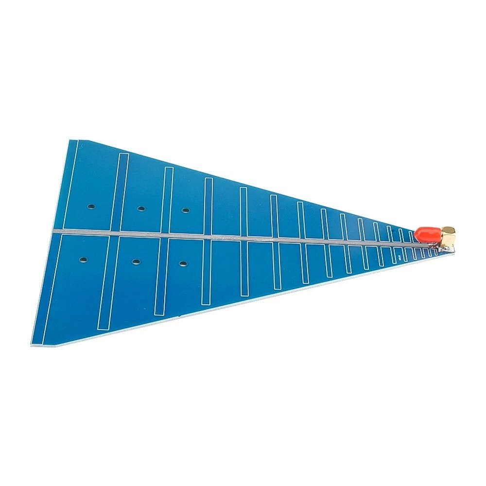 Directional UWB Antenna 800M 6G for Wide Frequency Coverage RF Applications