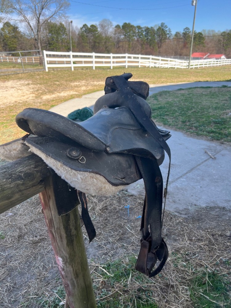 Simco Saddle