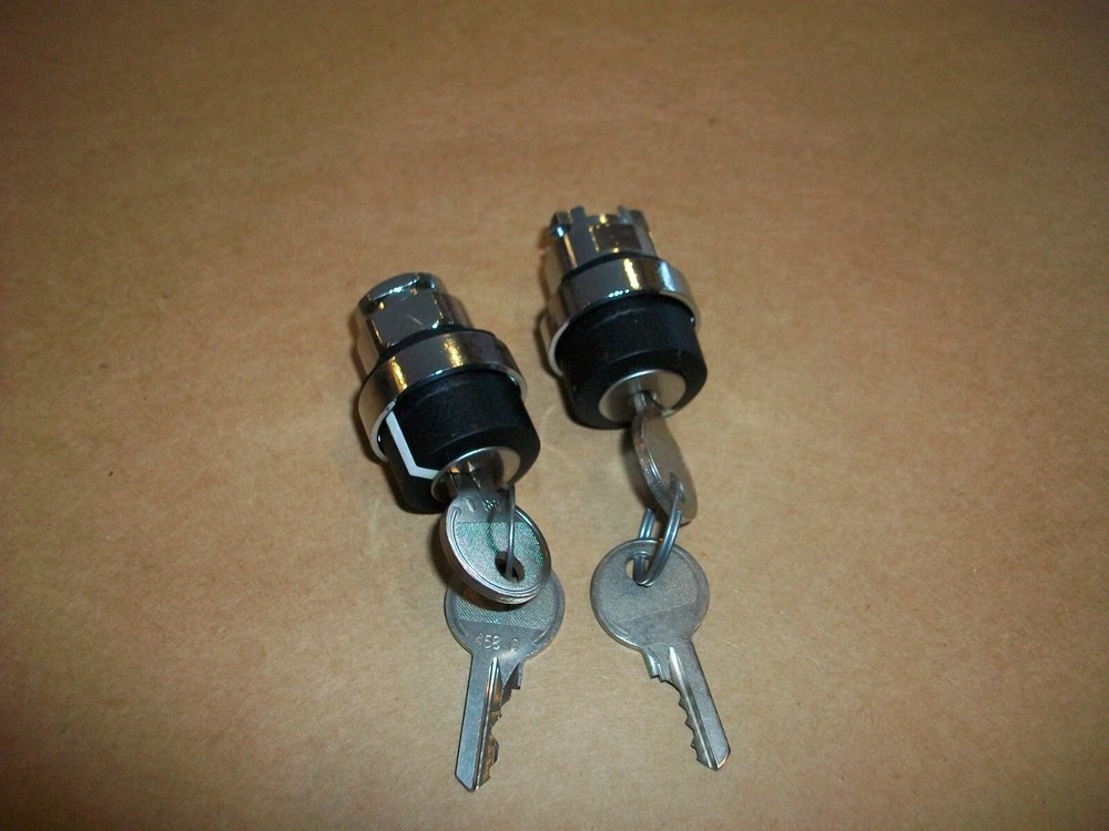 2pc Automation Direct Keyed Selector Operator NEW