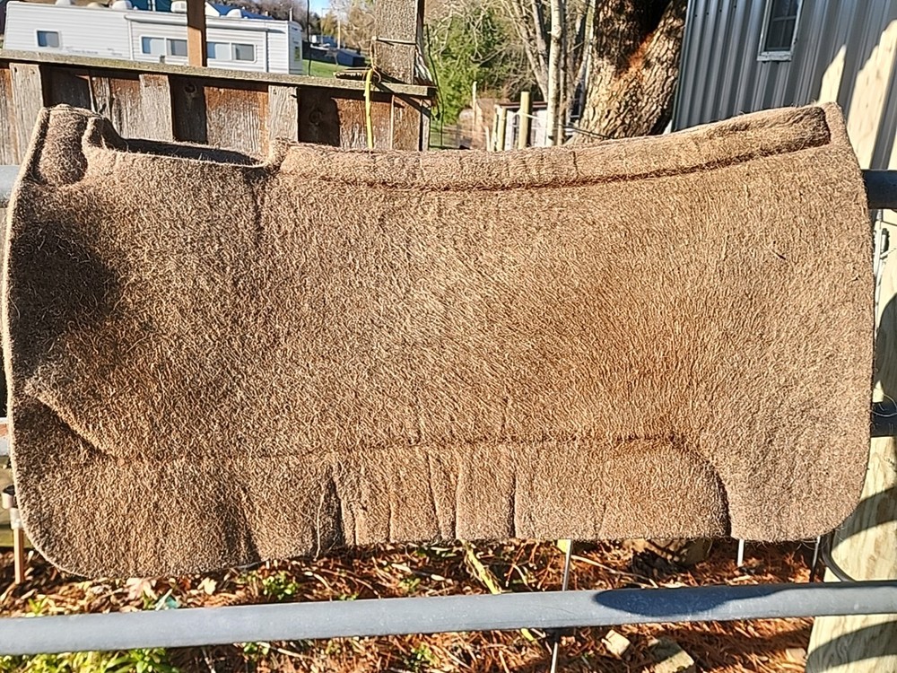 Triple E Thick Felt Contour Western Saddle Pad 31 X 31