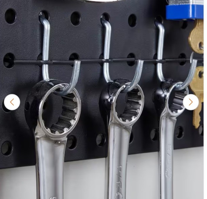 Everbilt Locking Peg Hook Assortment 1/8 & 1/4 Pegboard 32 Pcs Mounting Hardware