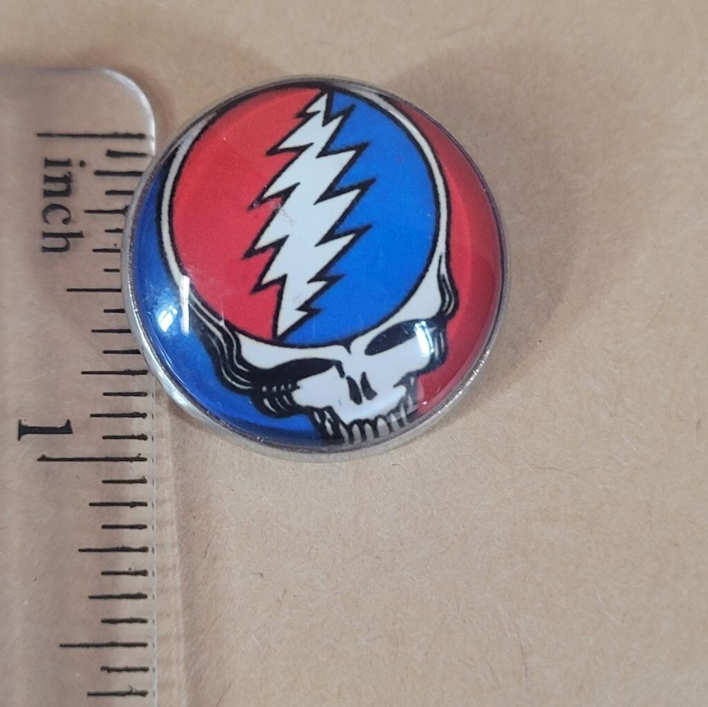 Grateful Dead Steal Your Face Dome Pin Red Blue