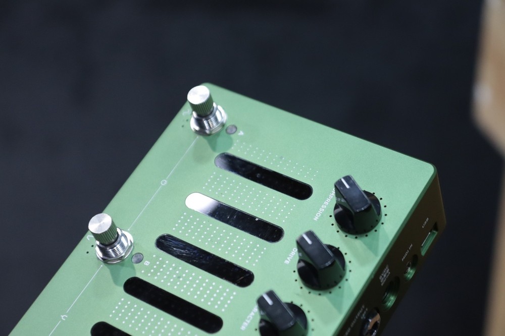 Darkglass Electronics Adam Aggressively Distorting Advanced Machine Bass Pedal
