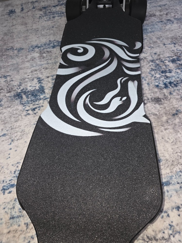 omw cavalry electric skateboard