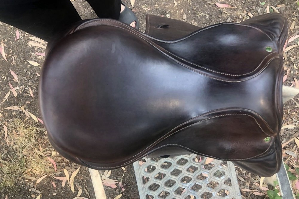 County Saddlery Solution H/J Jumping Saddle 17" Medium Tree