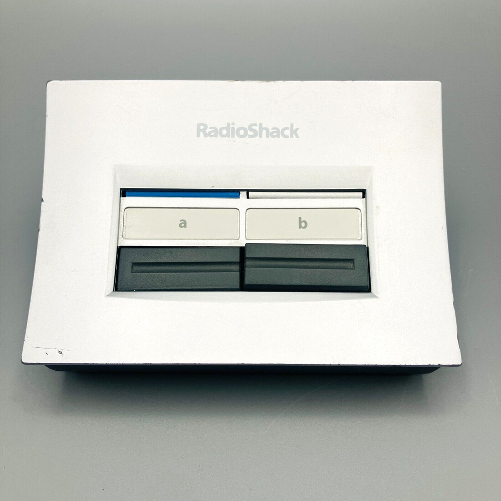 Radio Shack 2-way Stereo A/V Selector for RCA Type Connectors Model 15-1982