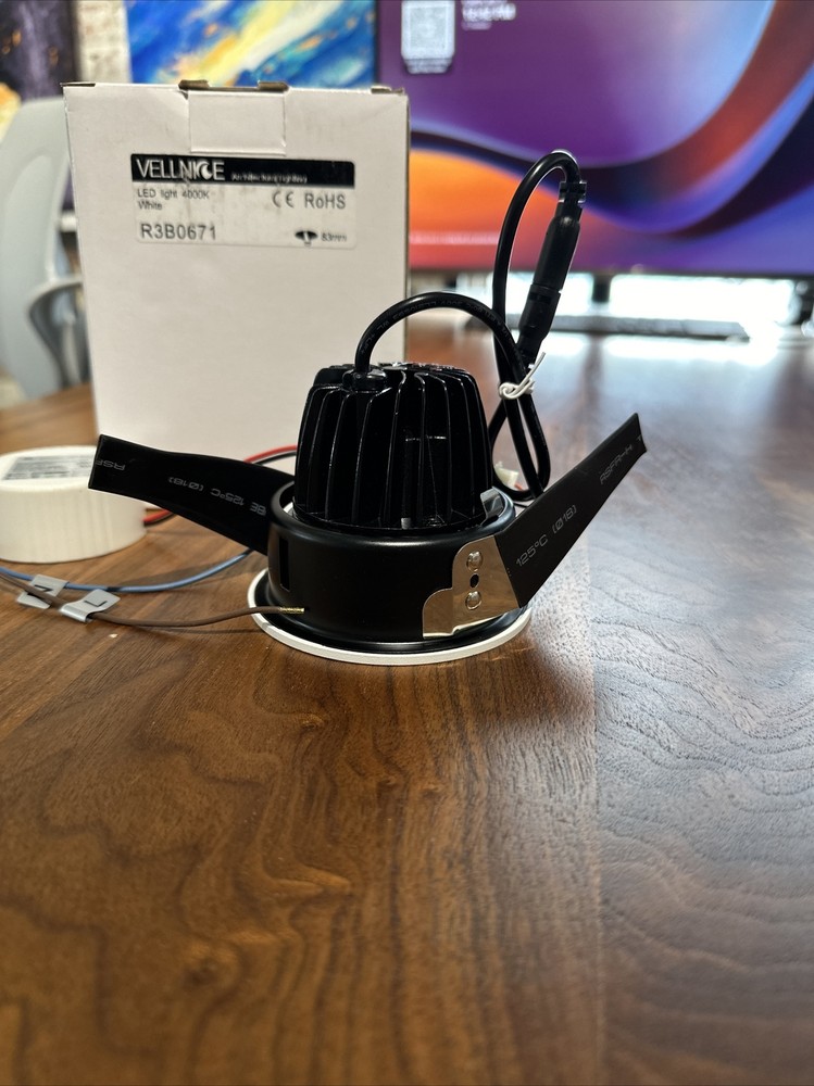 Vellnice Recessed LED light White 4000k 3” Headspace 10w