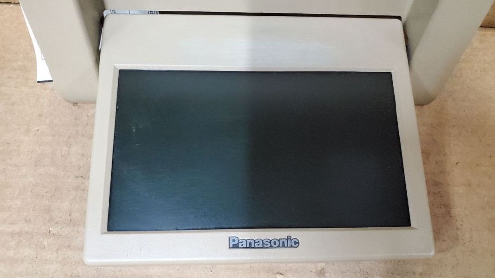 TAN OVERHEAD DVD PLAYER SCREEN 2ND ROW 07-14 ESCALADE