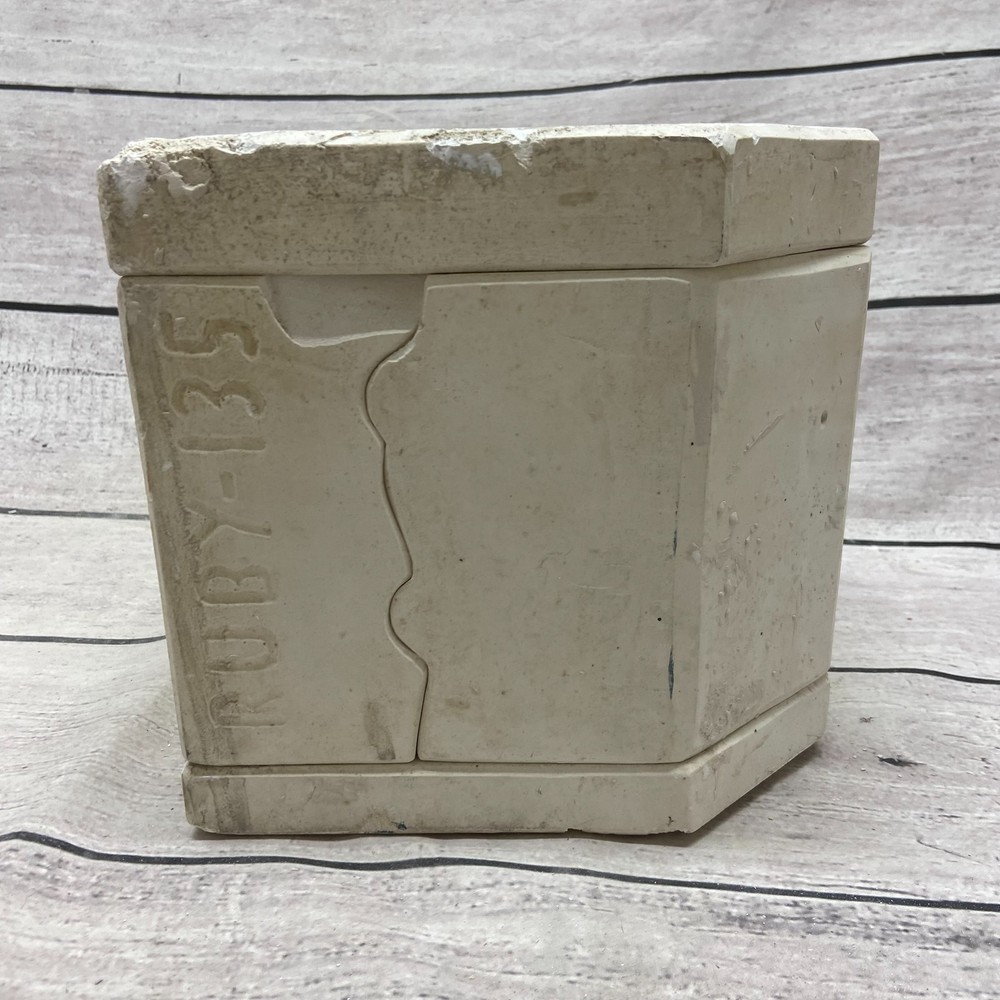 Ruby Ceramic Casting Mold Snow Man With Kids #135