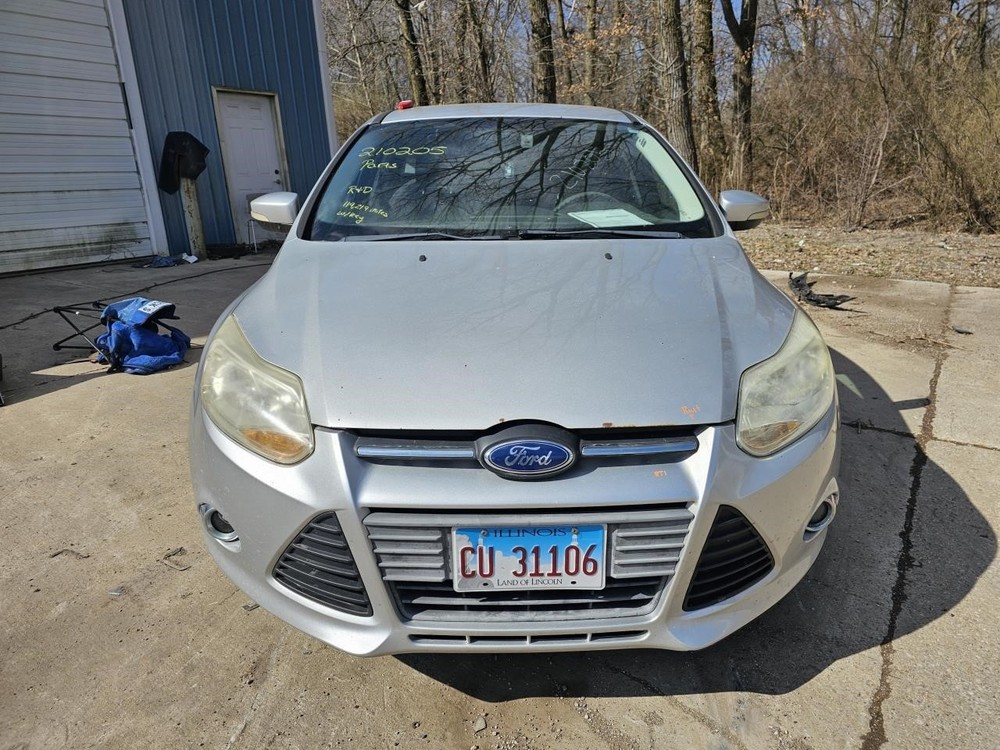 FOCUS 2012 Headrest 2443281