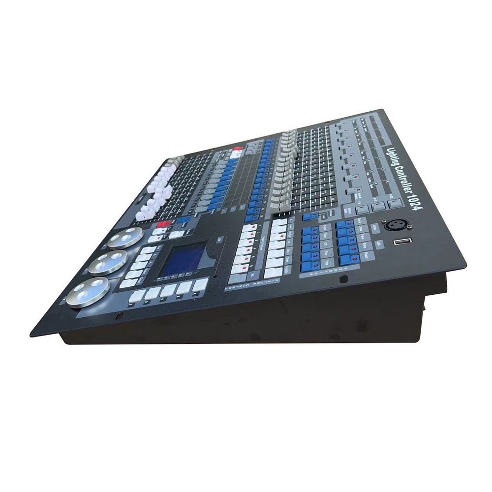 US High quality 1024 channel console 1024 DMX stage light controller in case