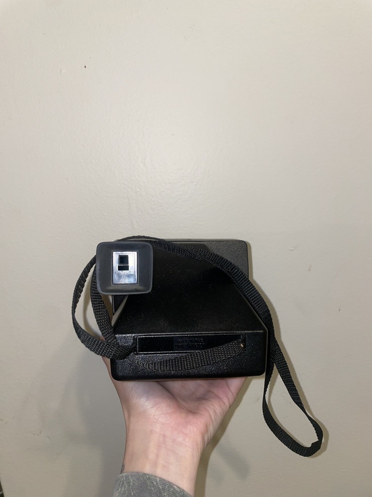 VINTAGE Polaroid 600 One Step Flash Instant Camera & Strap Tested