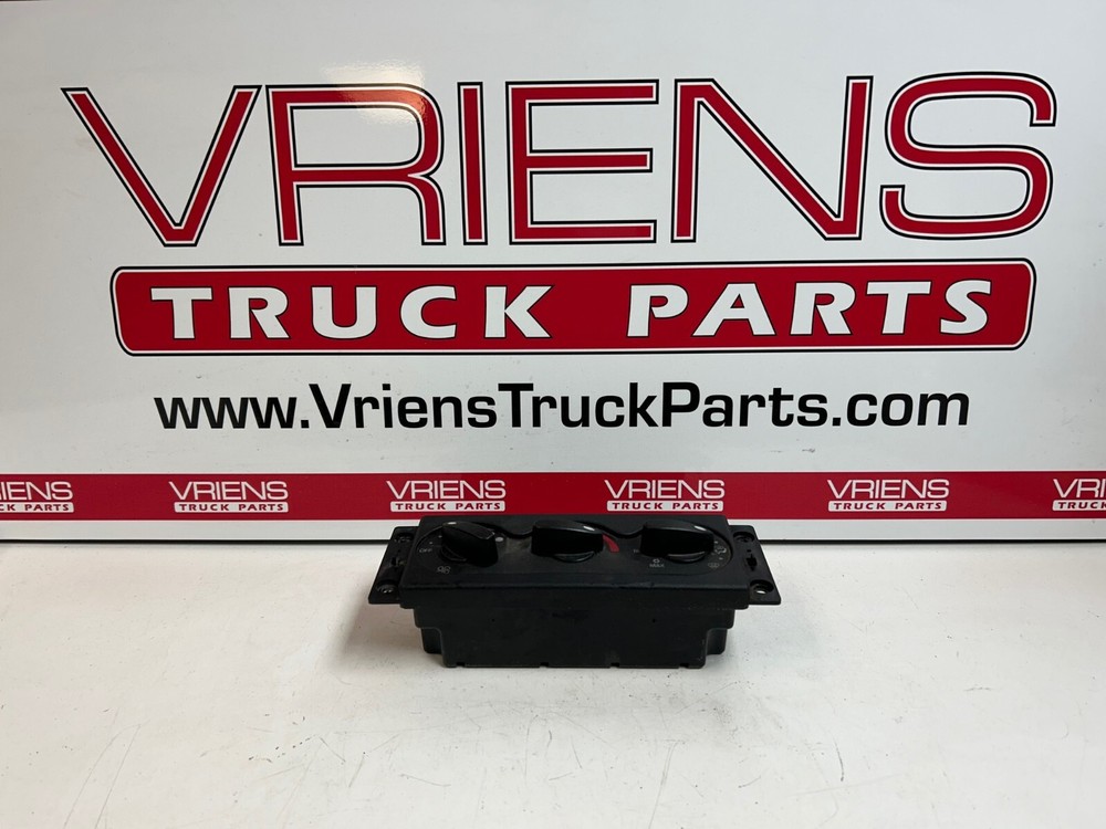 INTERNATIONAL 3827580C1 HEATER A/C TEMPERATURE CONTROLS