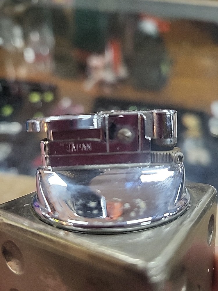 Vintage Japanese Dice Table Lighter Silver Metal Has Spark!