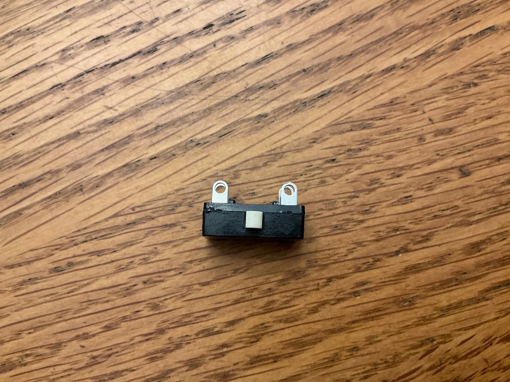 Licon Switch 16-304 Micro Switch 10A 125/250V Pin Plunger Switch