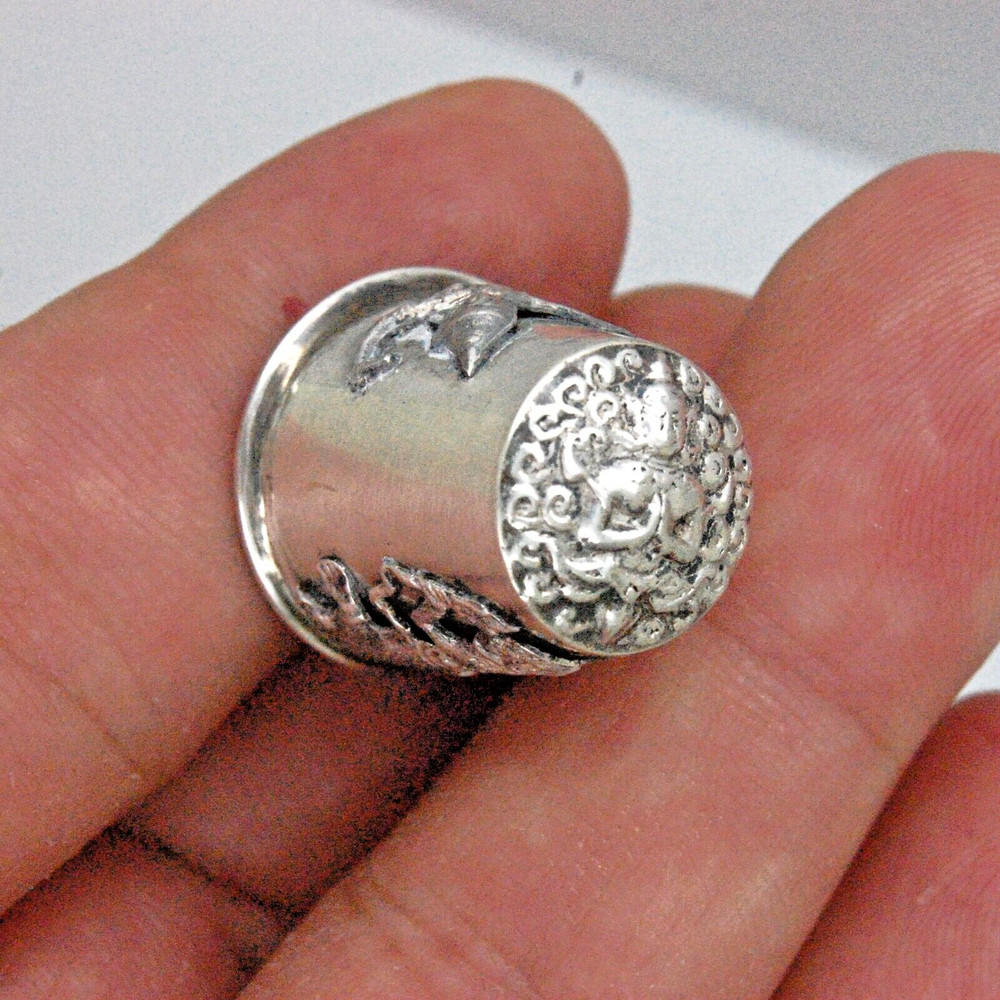 VINTAGE STERLING SILVER THAI MYTHICAL ASIAN CREATURES THIMBLE