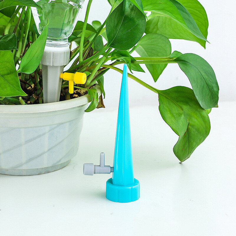 Automatic Drip Irrigation System Self Watering Spike Plants Auto Water Dripper