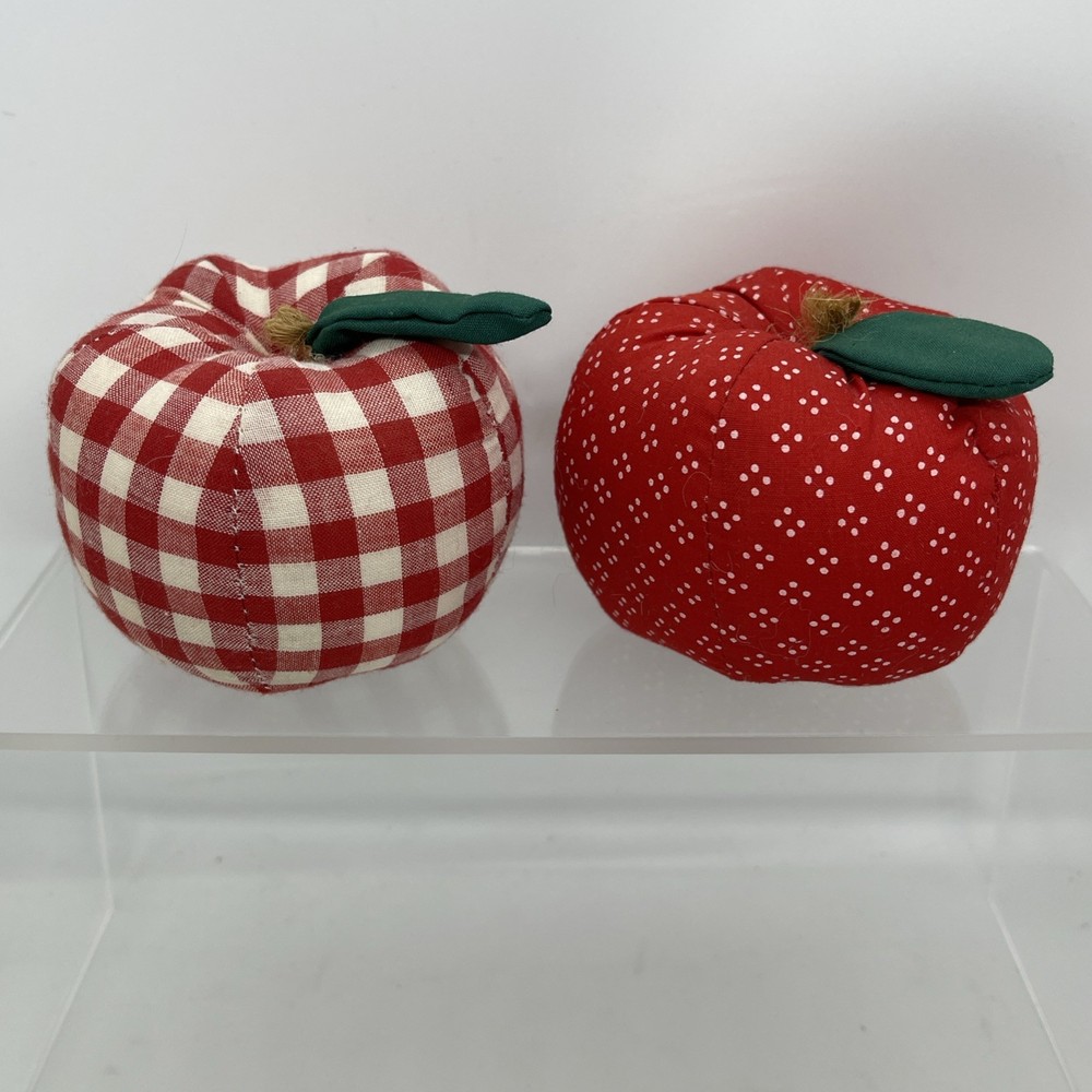 Set Of 2 Vintage Fabric Apple Pin Cushions 2.75” Tall