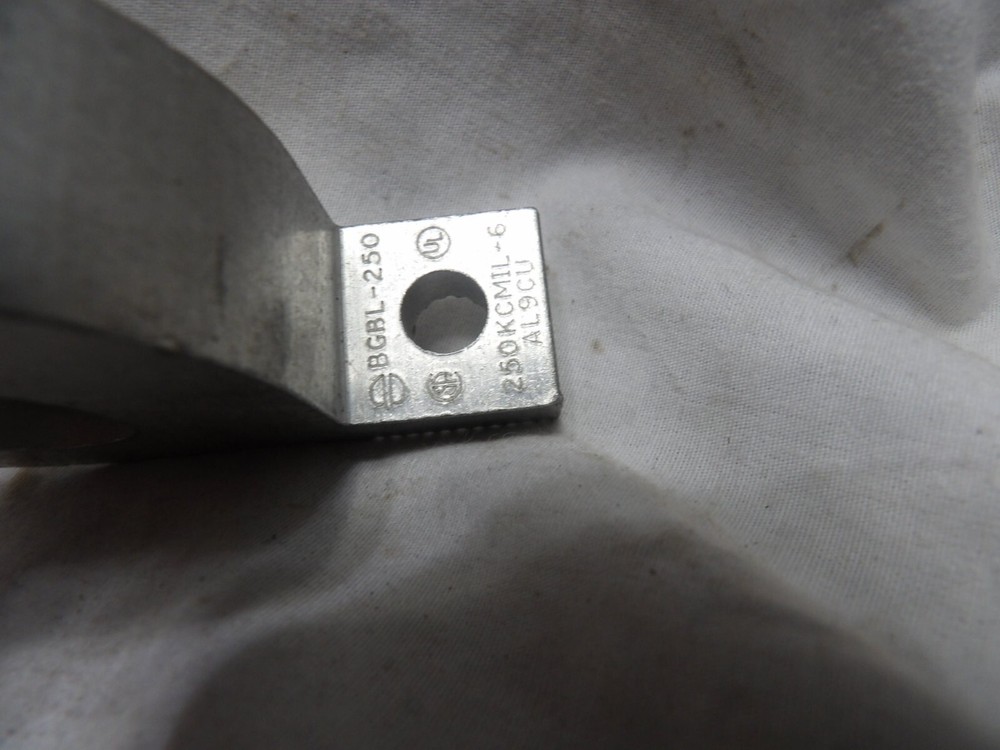 250 MCM-6 Aluminum Grounding Lug
